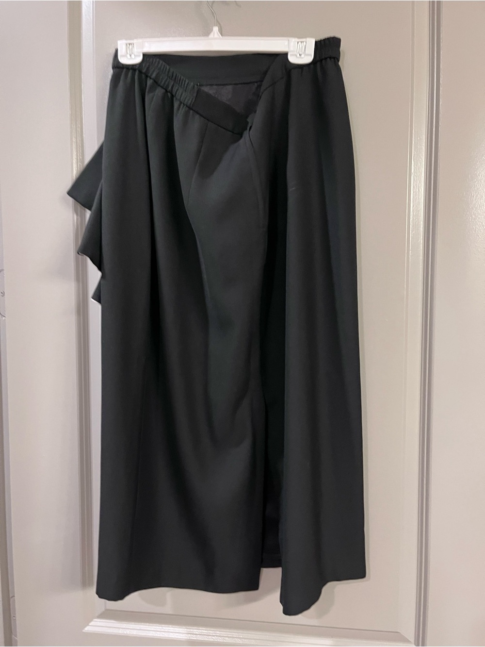 Vintage Black Midi Skirt with White Ruffle Accent - Picture 2 of 2